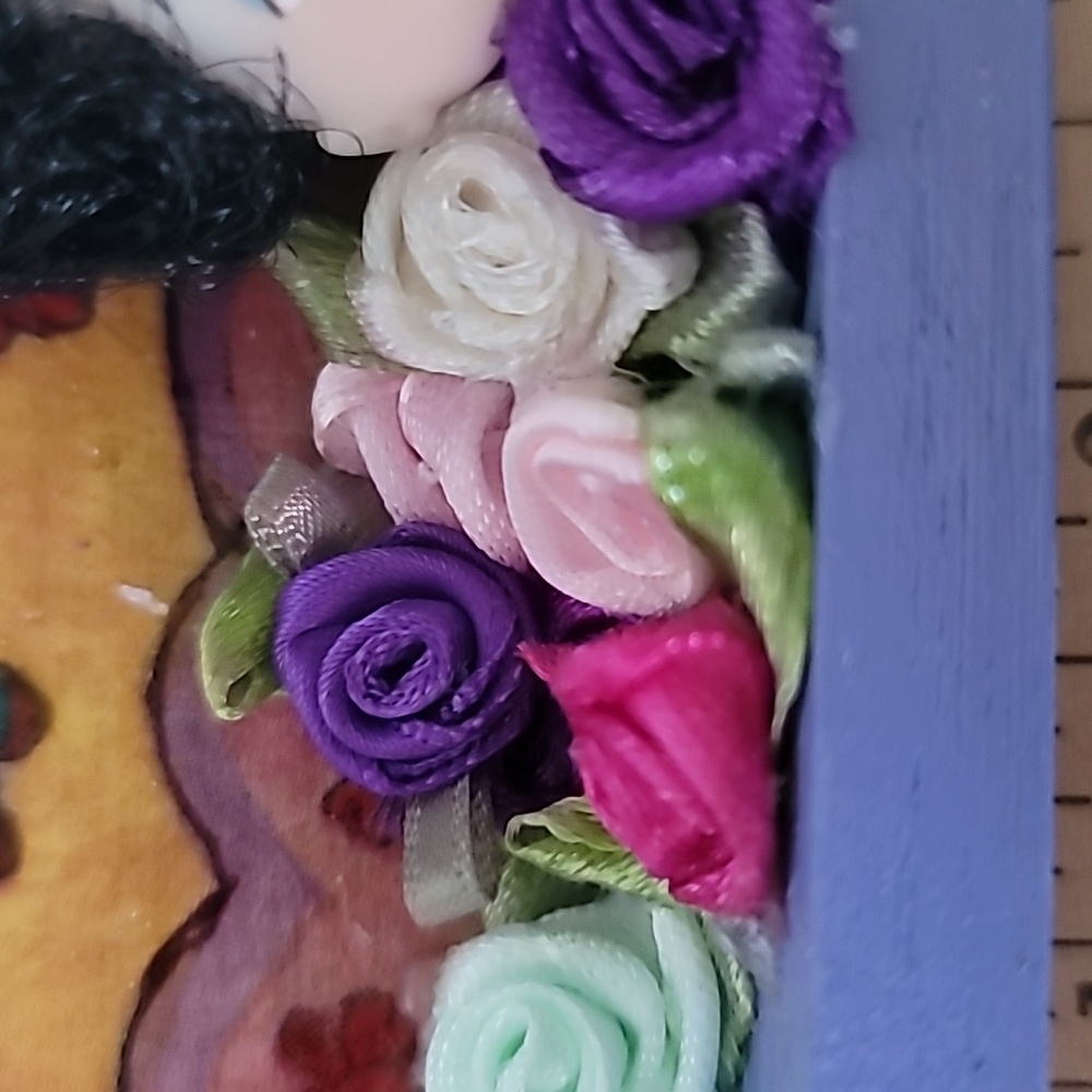 Sarcastic Snarky Home Decor with Doll Head & Ribbon Florals. 5x5" - Picture 5 of 5